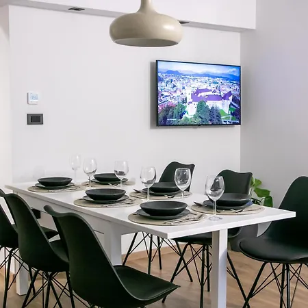 Apartman Black&white *
