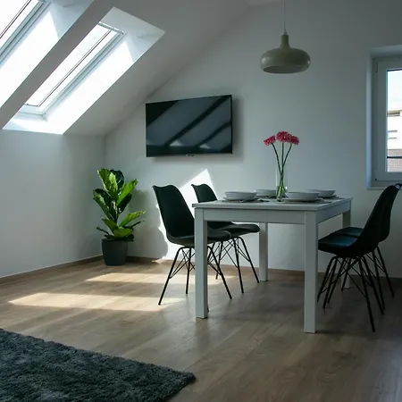 Black&white Apartament