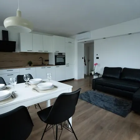 Apartament Black&white Lublana